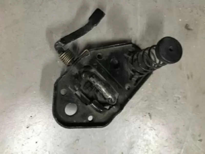 Бу замок капота Smart Forfour W454 A4548800160,  MN900645